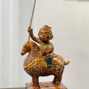 Thánh Gióng II - Tượng Sơn Mài Nghệ Thuật bởi Họa Sĩ Nguyễn Tấn Phát